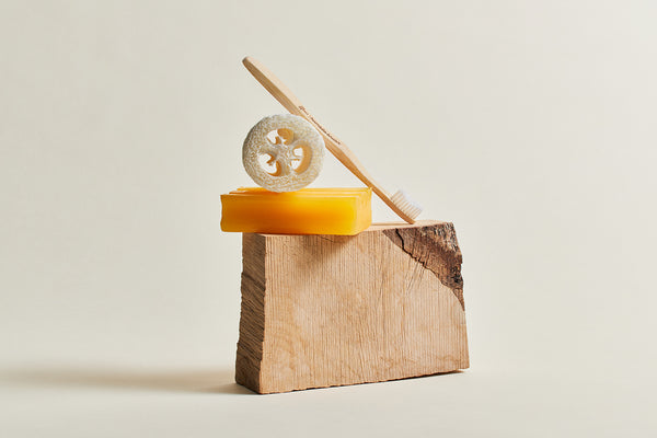 Humble Brush - Adult Yellow - Sensitive